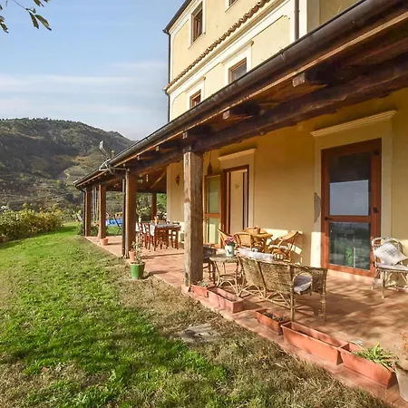 4 Bedroom Cozy In
